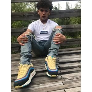 Meet your Posher, Anthony